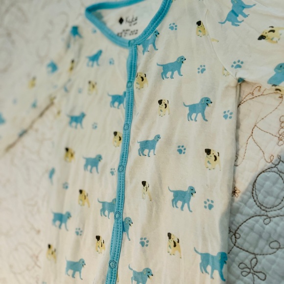 Kyte BABY Other - Kyte snap button onesie dogs